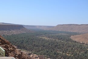 Amskou Camp