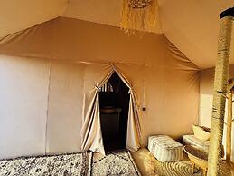 Amskou Camp