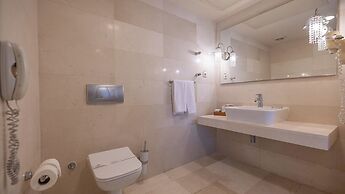 Sisus Marina Hotel
