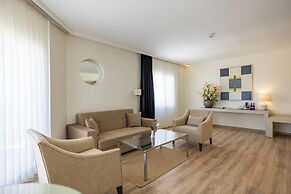 Sisus Marina Hotel