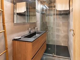 Roomy Getaway Near Spa F1