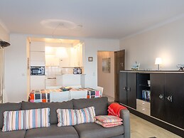 Retreat With Pool Access