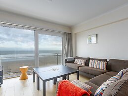 Retreat With Pool Access