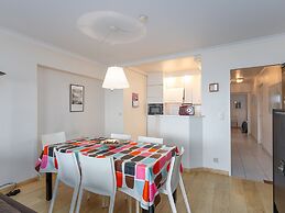Retreat With Pool Access