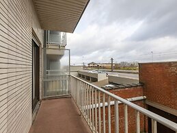 Ground Floor Apartment With sea View and Garage