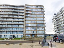 Ground Floor Apartment With sea View and Garage