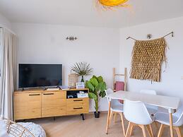 Cozy Studio With Sleeping Area and sea View