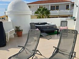 Apartment in Adeje Near Playa Fanabe