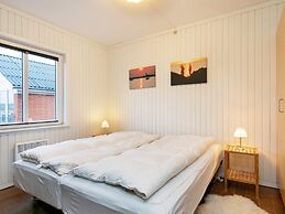 5 Person Holiday Park Home in Lemvig