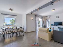 Grace Comfortable Holiday Residence