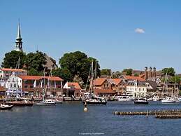 Schwanen Herz Comfortable Holiday Residence