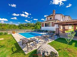 Jana 2 Comfortable Holiday Residence