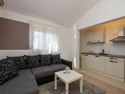 Jana 2 Comfortable Holiday Residence