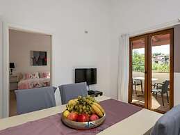 Jana 2 Comfortable Holiday Residence