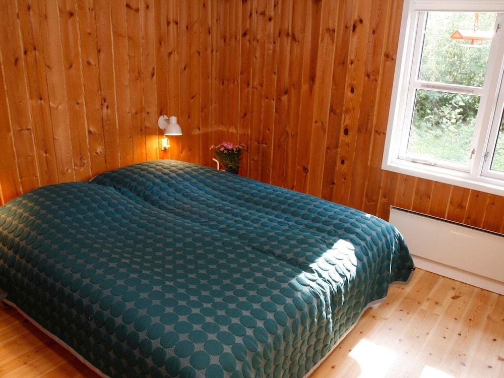 6 Person Holiday Home in Vaeggerlose