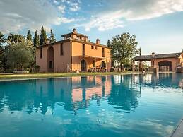 Spacious Peccioli Villa