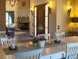 Spacious Peccioli Villa