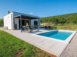 Lotta Comfortable Holiday Residence