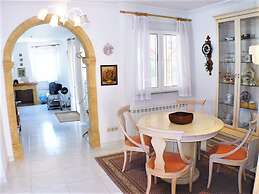 Belvilla by OYO Villa Josefina
