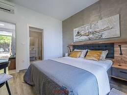 Insa Comfortable Holiday Residence