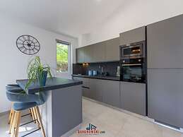 Insa Comfortable Holiday Residence