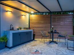 Insa Comfortable Holiday Residence