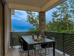 Insa Comfortable Holiday Residence
