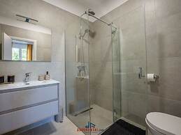Insa Comfortable Holiday Residence