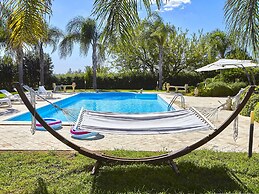 Elegant Villa, Selinunte Oasis