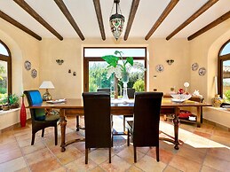 Elegant Villa, Selinunte Oasis