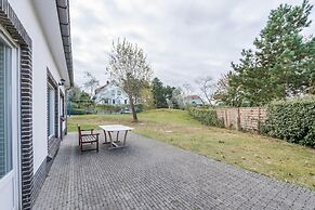 House Near De Hoge Blekker Dunes