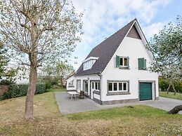 House Near De Hoge Blekker Dunes