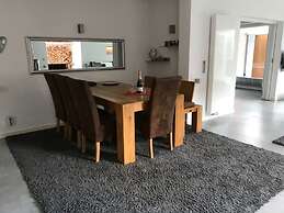 Holiday Apartment Summer Breeze
