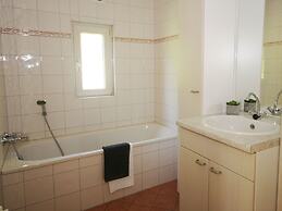 Spacious Chalet With Two Bathrooms