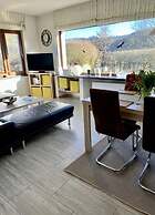 Deimann Modern Retreat