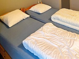 8 Person Holiday Home in Flatraket