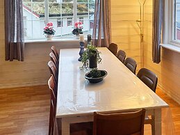8 Person Holiday Home in Flatraket