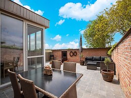 Modern Villa w/ Private Yard