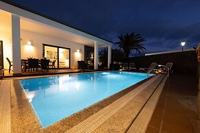 Private Pool in Playa Blanca