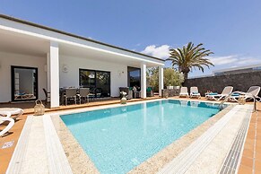 Private Pool in Playa Blanca