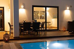 Private Pool in Playa Blanca