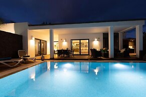 Private Pool in Playa Blanca