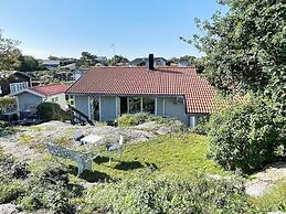 4 Star Holiday Home in Skarhamn