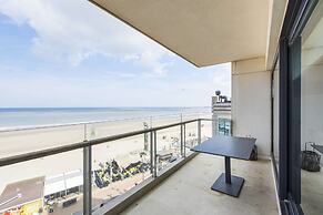 Beautiful Apartment by the sea