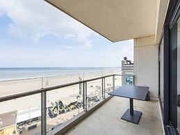 Beautiful Apartment by the sea
