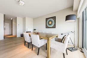 Beautiful Apartment by the sea