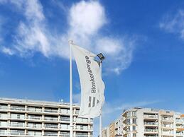 Beautiful Apartment by the sea