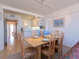 Bright Apartment With sea View