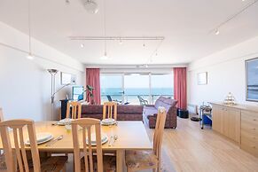 Bright Apartment With sea View