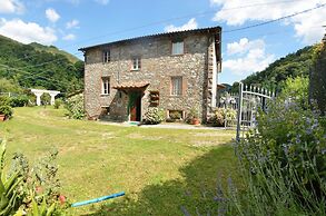 Pescaglia Serene Retreat
